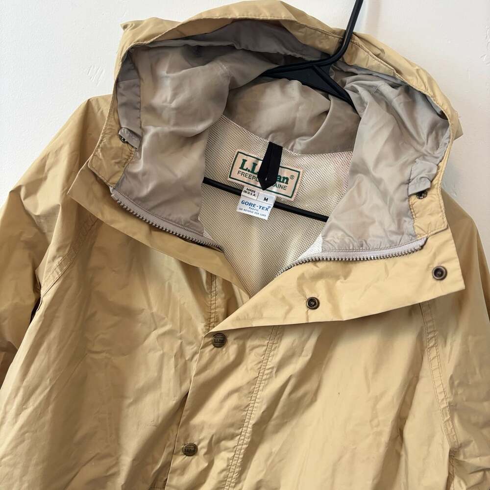 Vintage L.L. Bean Gore-Tex Windbreaker Jacket Size M Beige Made In USA